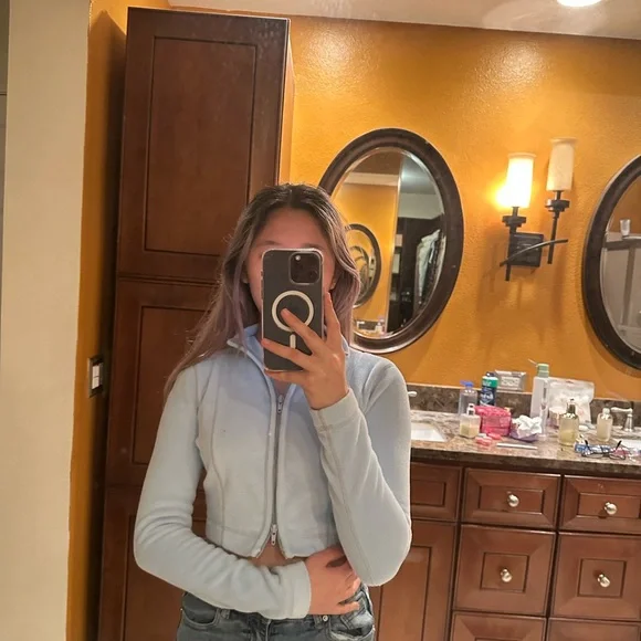 Urban outfitters - Picture 2 of 2